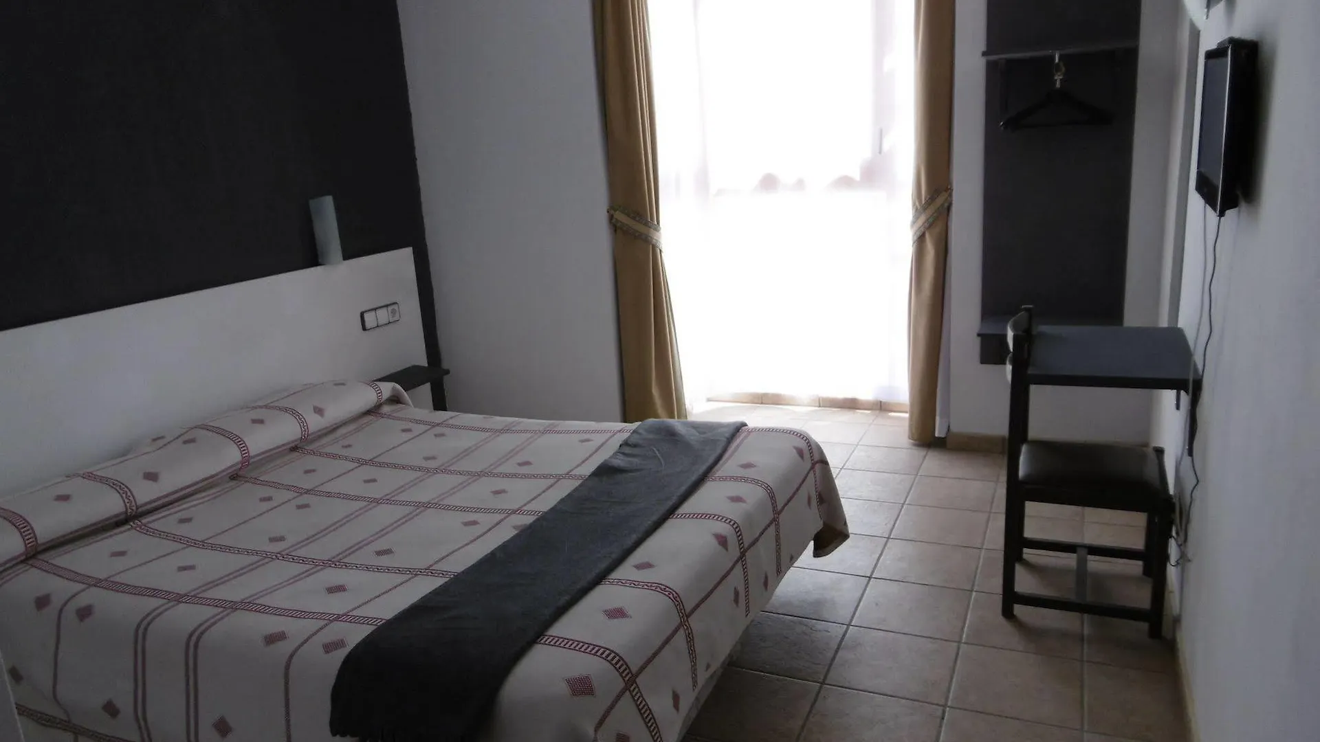 Hotel L'Oreneta De Gironella